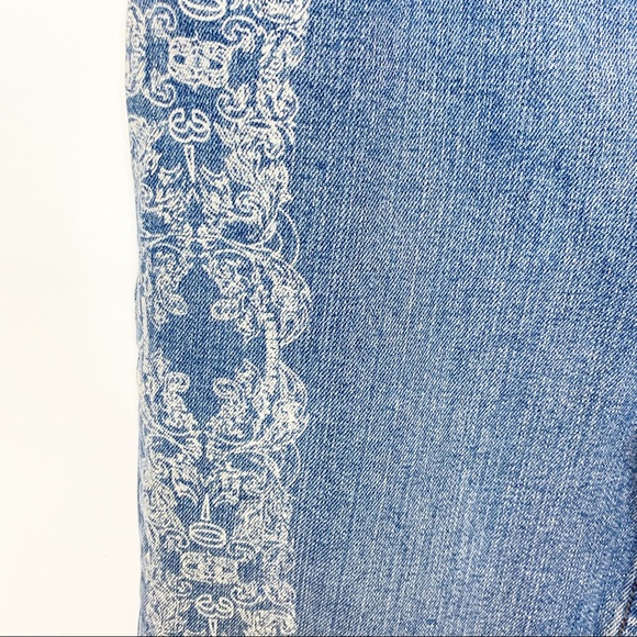 Harley Davidson Mom Jeans w/ Detailing Down Legs - Picture 4 of 4